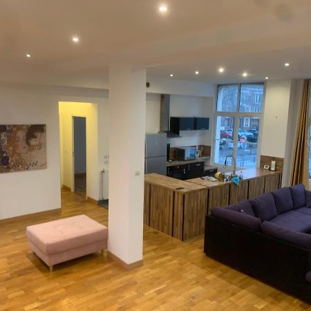 Spacieux 100 M2 Pour 7 Personnes En Plein Centre-Ville Lille Bagian luar foto